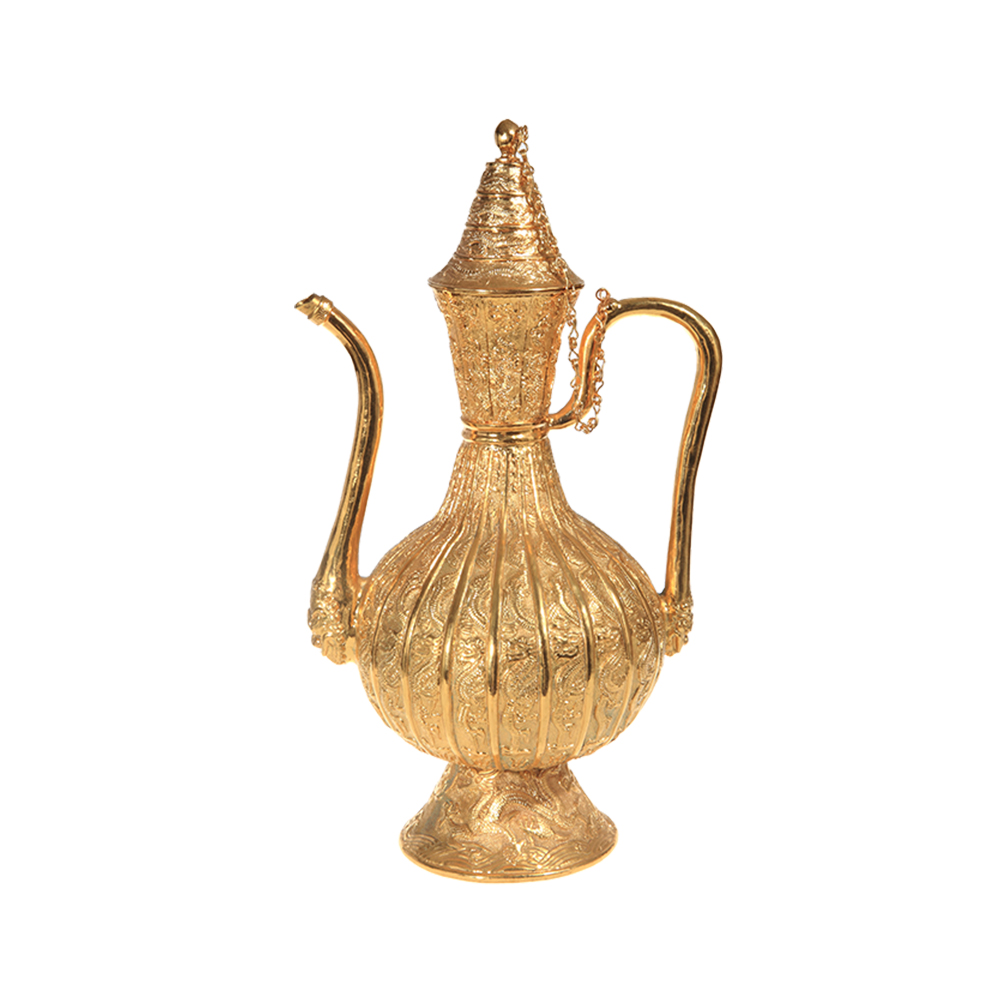 銅鏨花鍍金執壺